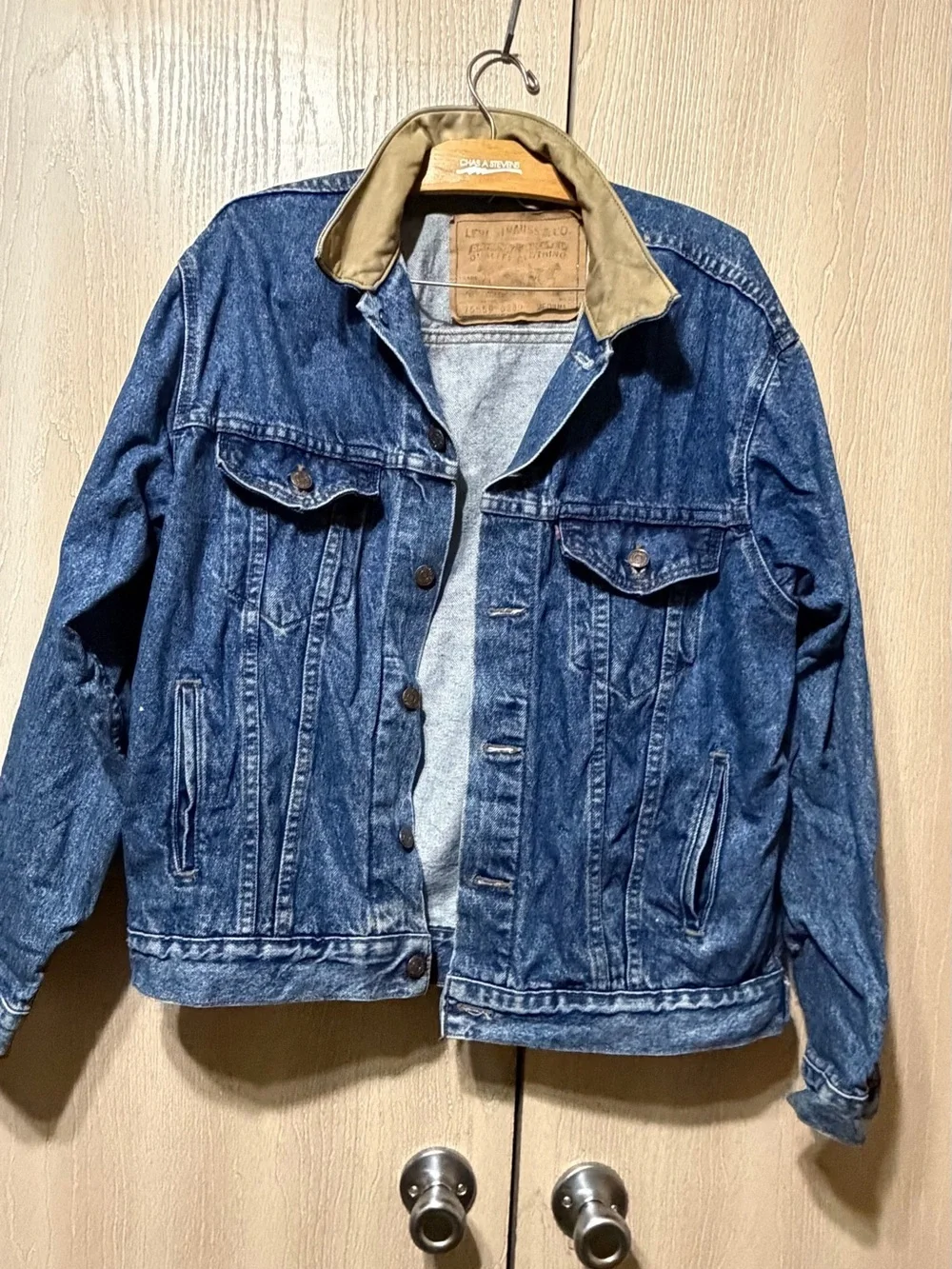 Vintage Levi’s Denim Trucker Jacket Blanket Lined Tan Collar USA Medium 75590239